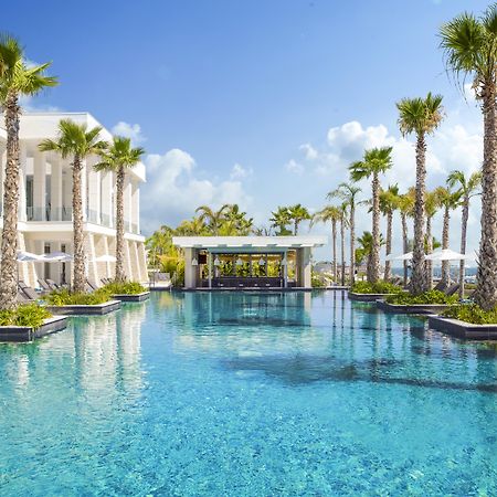 Amavi, Madefortwo Hotels - Paphos (Adults Only) Esterno foto The pool at the Hilton Danang Sun Peninsula Resort