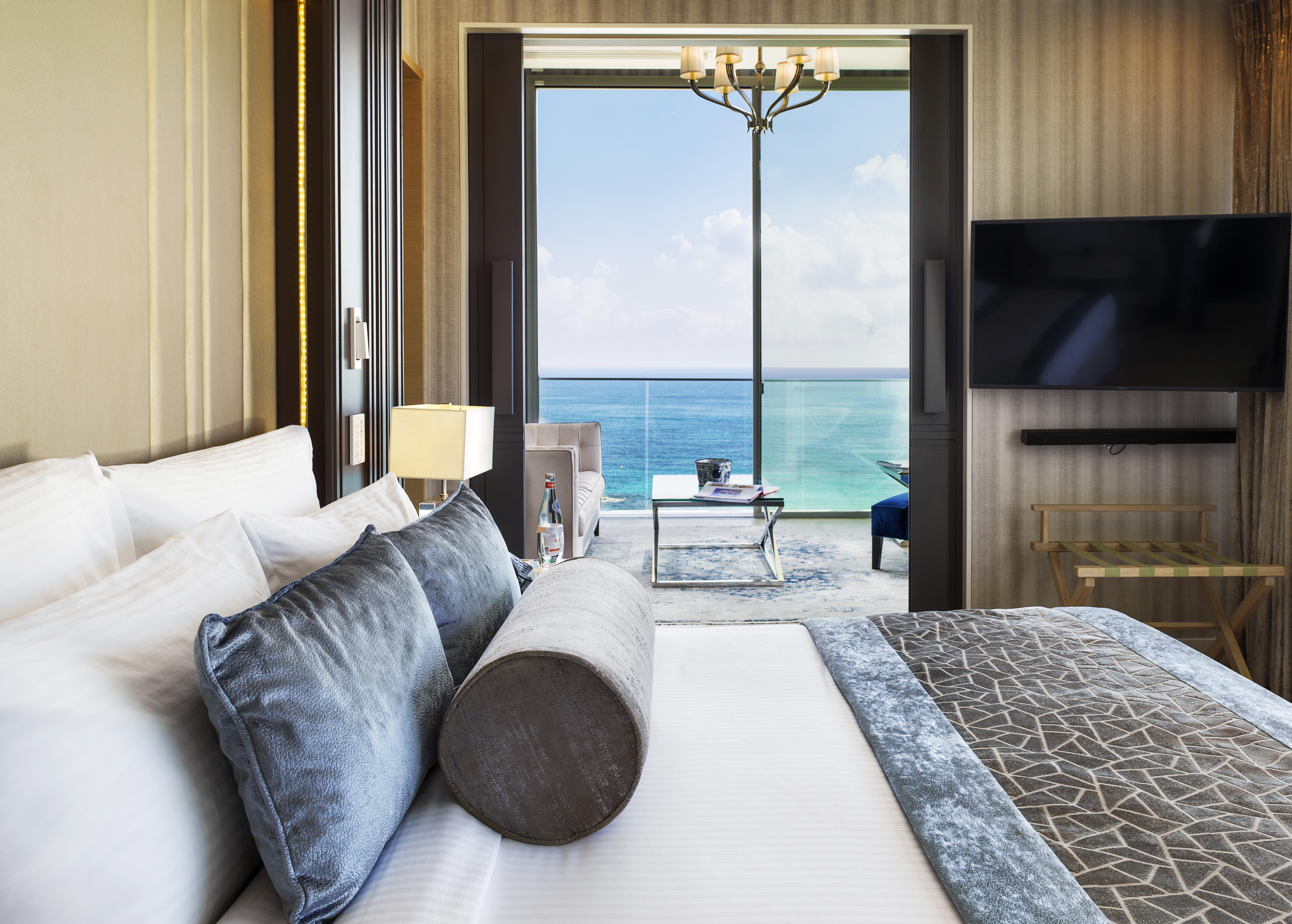 Amavi, Madefortwo Hotels - Paphos (Adults Only) Esterno foto A bedroom at the hotel