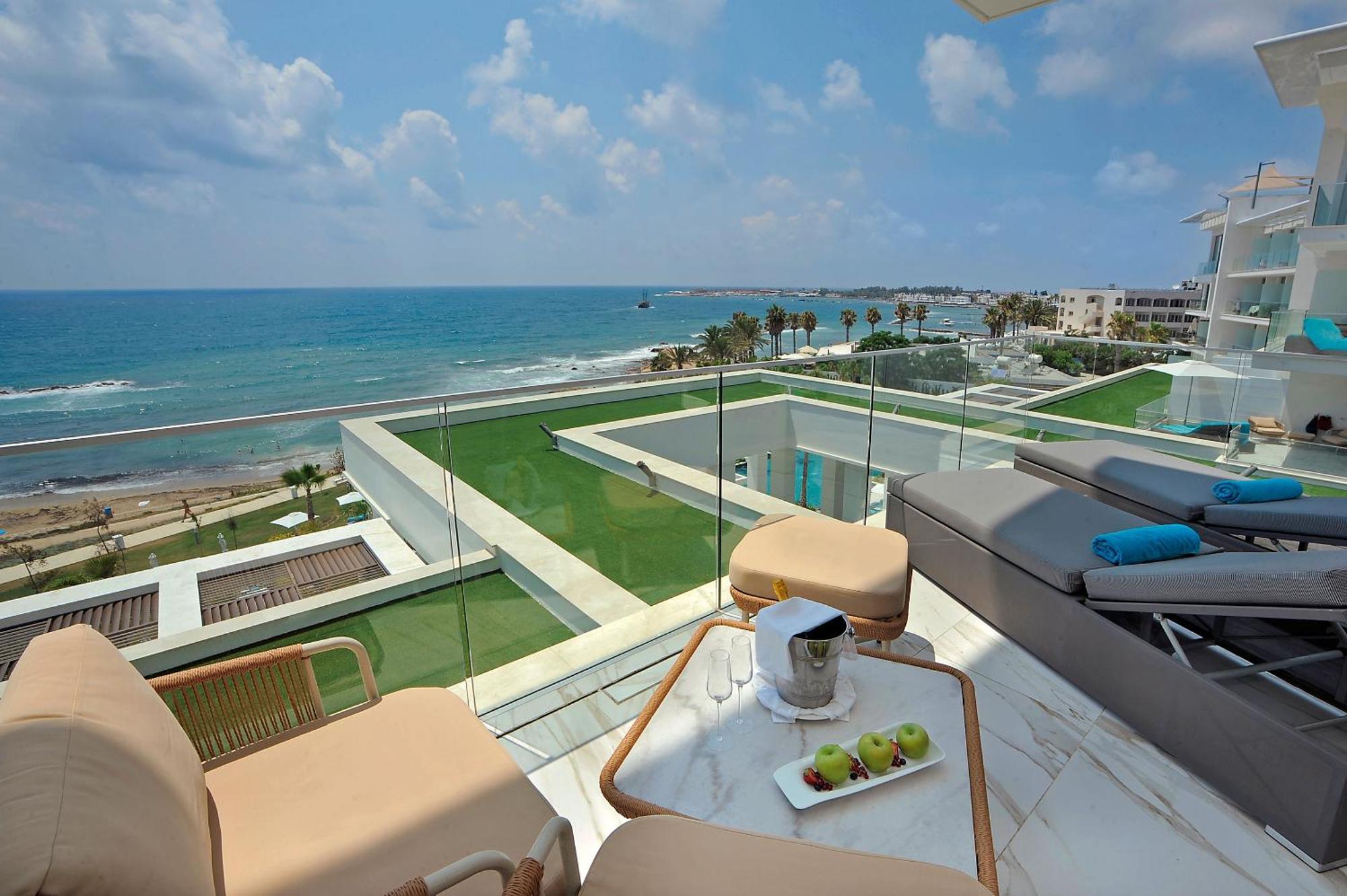 Amavi, Madefortwo Hotels - Paphos (Adults Only) Esterno foto