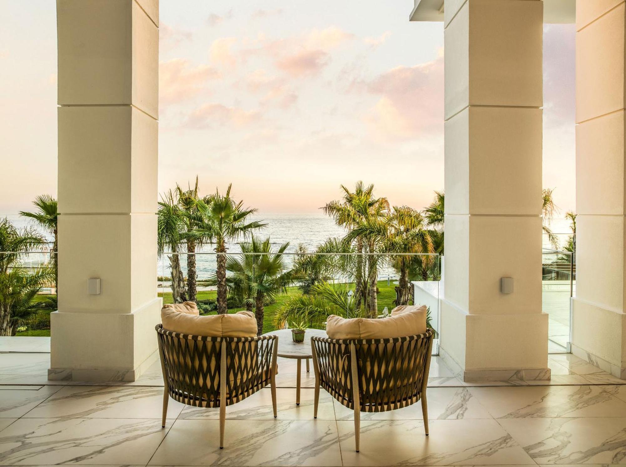 Amavi, Madefortwo Hotels - Paphos (Adults Only) Esterno foto